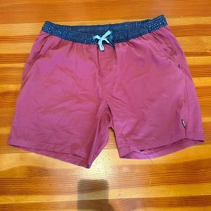 Vuori Shorts